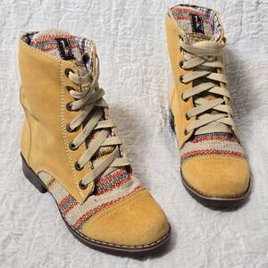 Womens Yellow Mustard Lace-up Combat Boots Size 36 US 5 Casual Leather Boho-chic